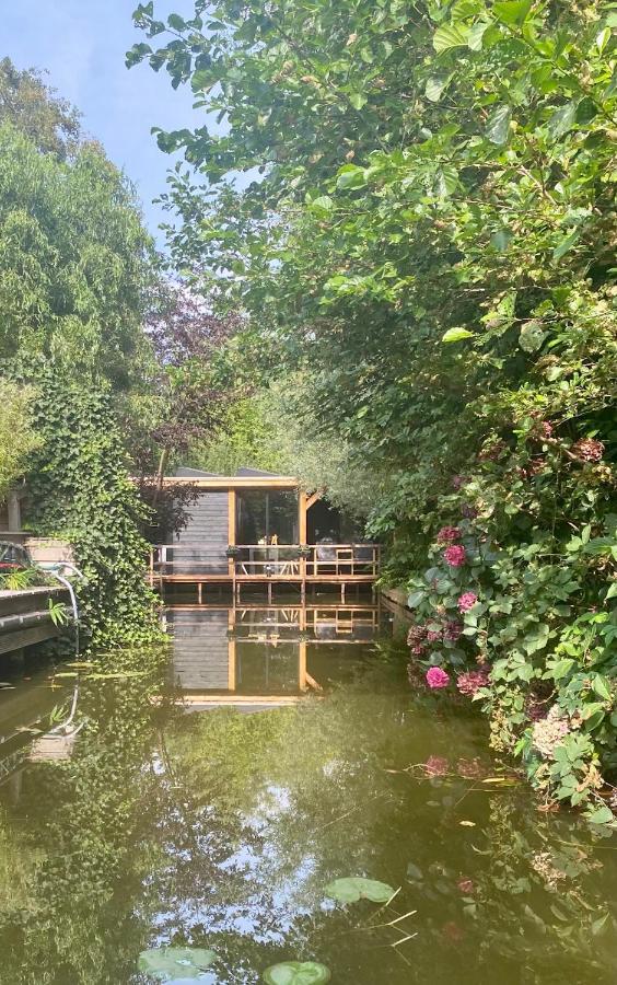 Casa Aan De Plas, B&B Met Sauna En Hottub Of Jacuzzi Nieuwkoop Exterior photo